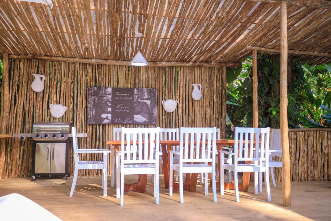 Gigi Brown Villa Paparazzi Beachfront Puerto Viejo de Talamanca 外观 照片